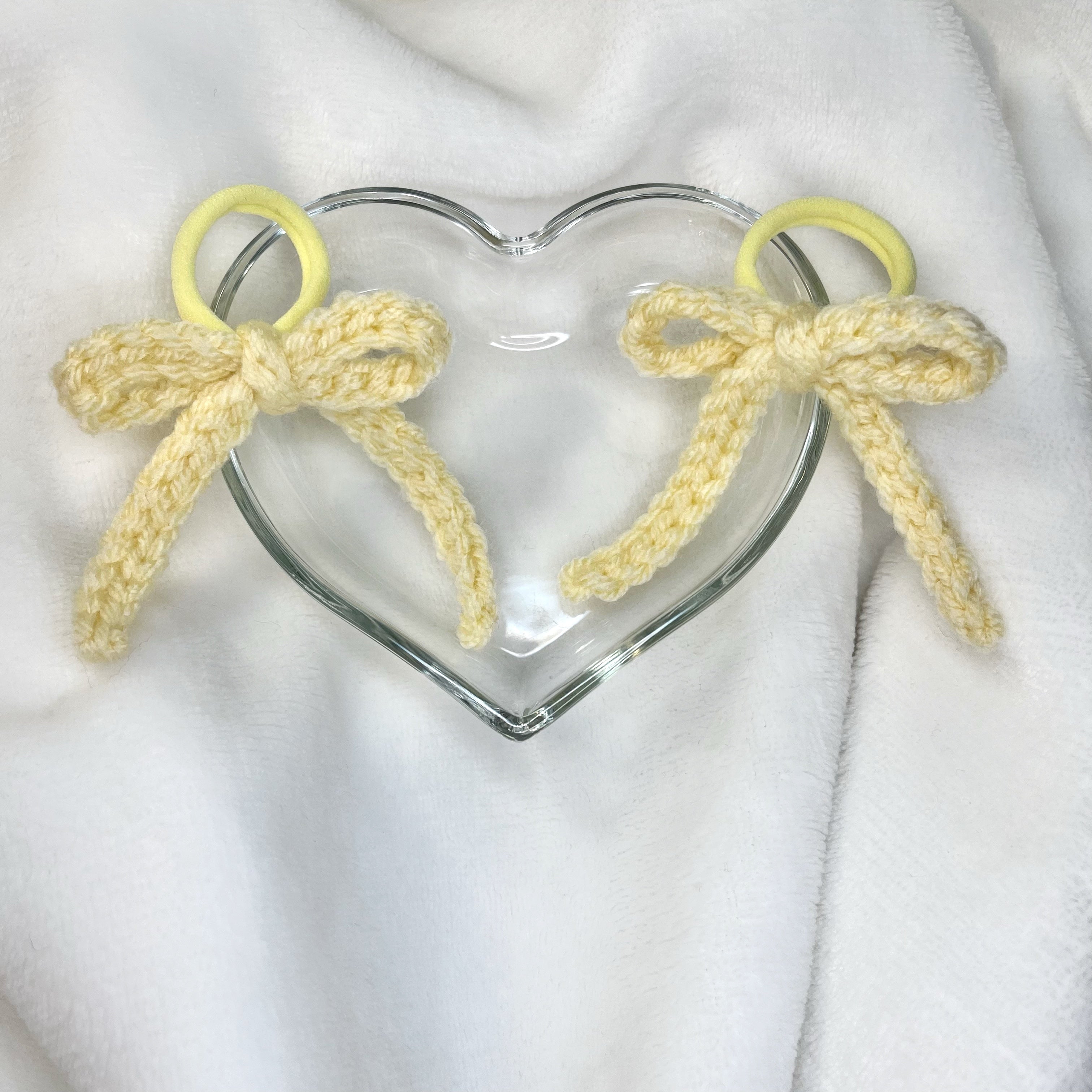 Crochet Hair Bows (Light Yellow)