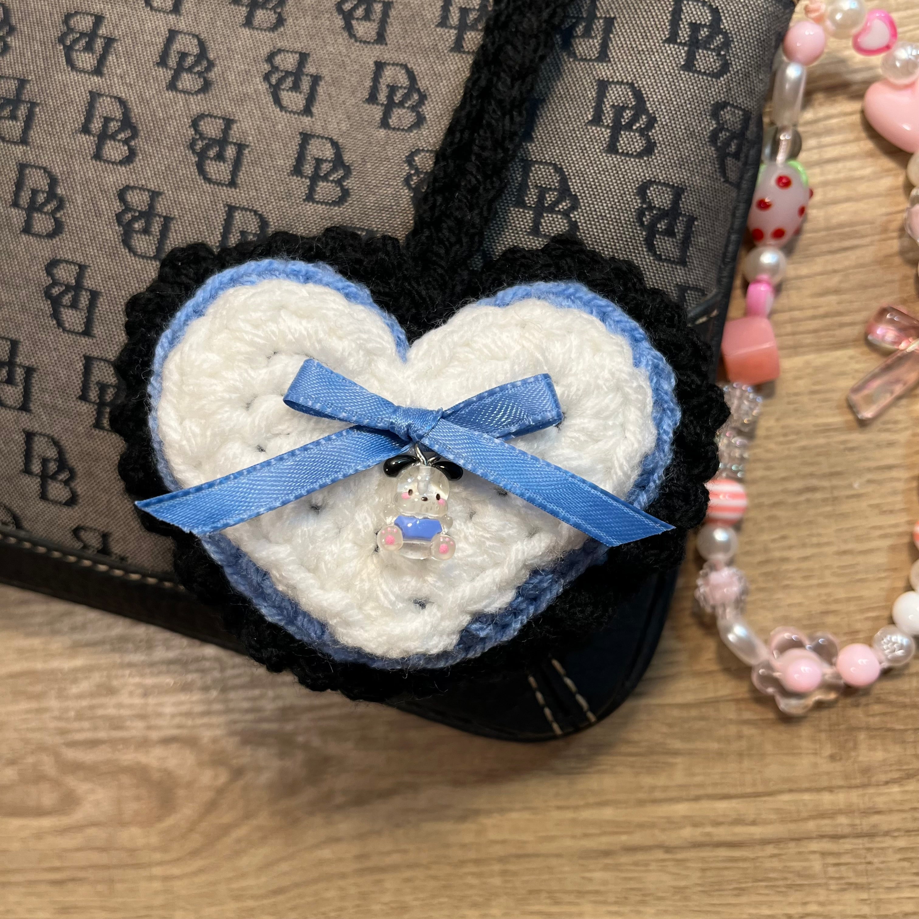 Sweetheart Charm Keychain (Blue/White/Black)