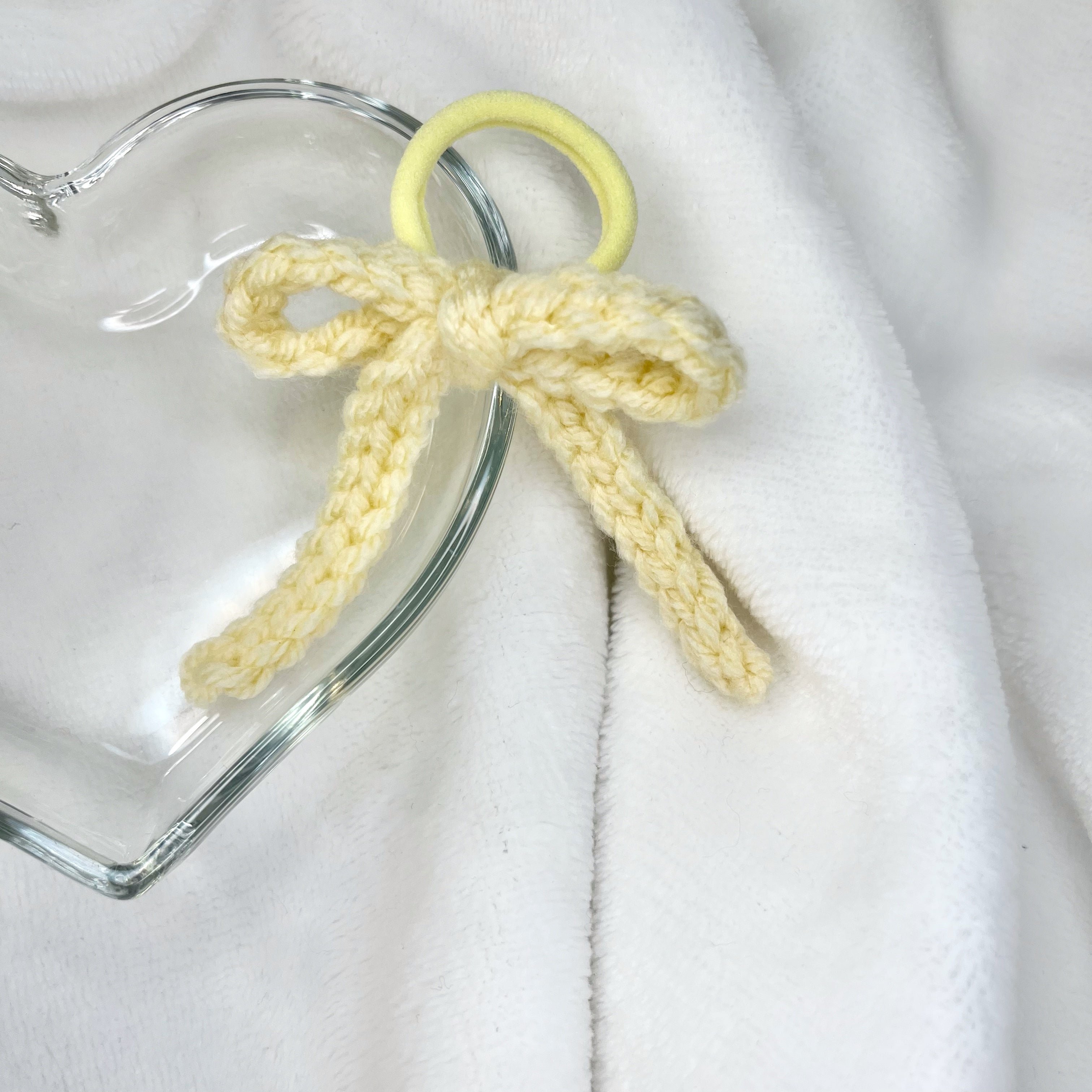 Crochet Hair Bows (Light Yellow)