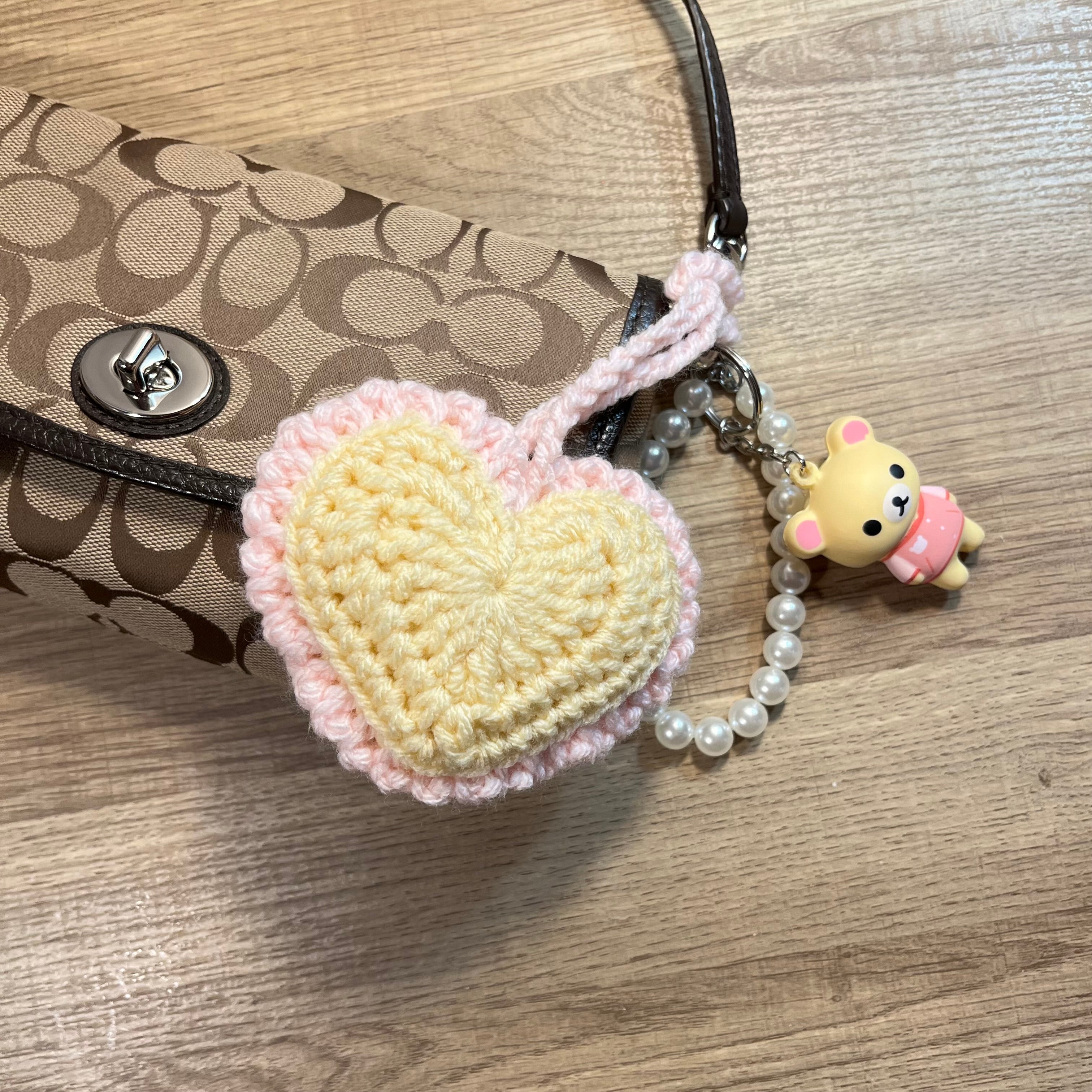 Sweetheart Charm Keychain (Light Yellow/Baby Pink/White)