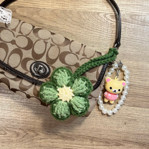 Daisy Dream Keychain (Green/Dark Green)